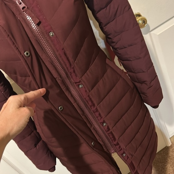 A&F long Down Insulated wind/water Resistant Coat with Hood. XXS - Picture 3 of 12